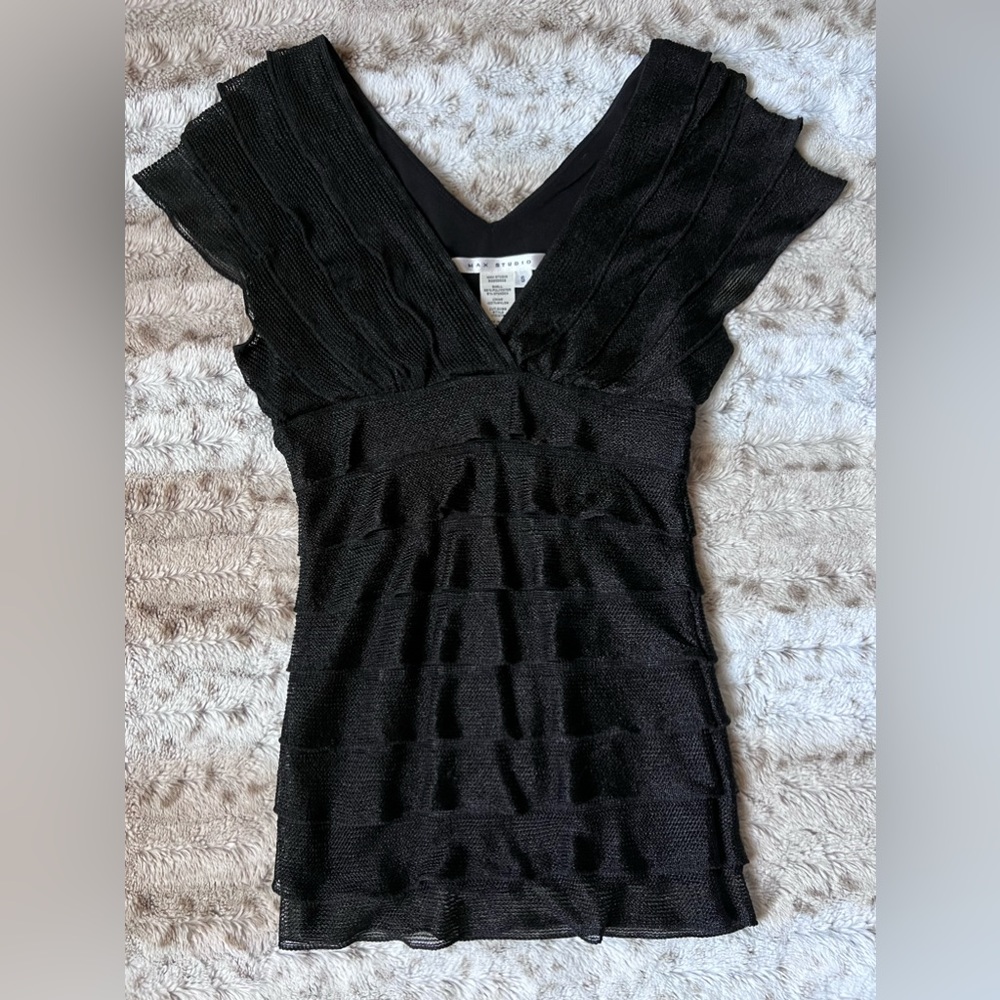 Black Max Studio Ruffle Top - Size Small